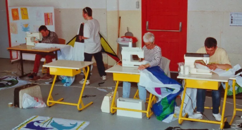 Fabrication d’un cerf-volant en atelier
